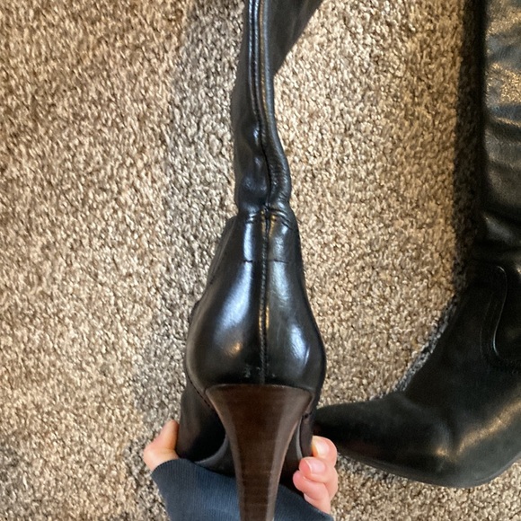 Black Leather Women’s Frye Heeled Boots - Picture 9 of 11